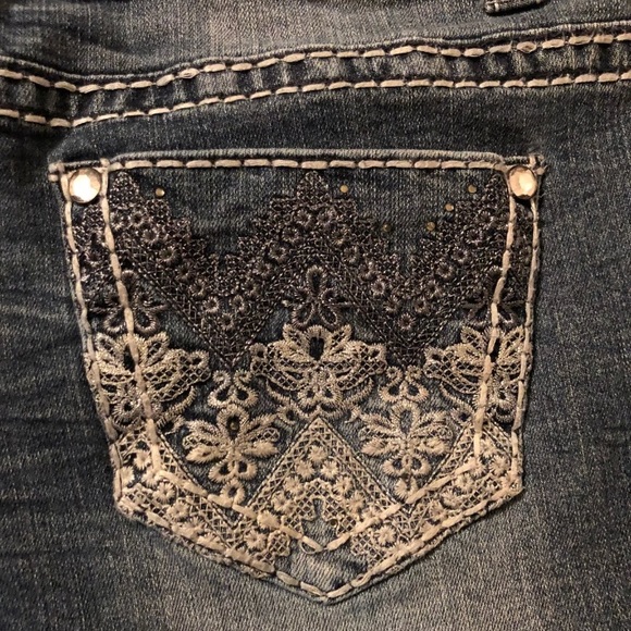 Jean capris - Picture 4 of 4